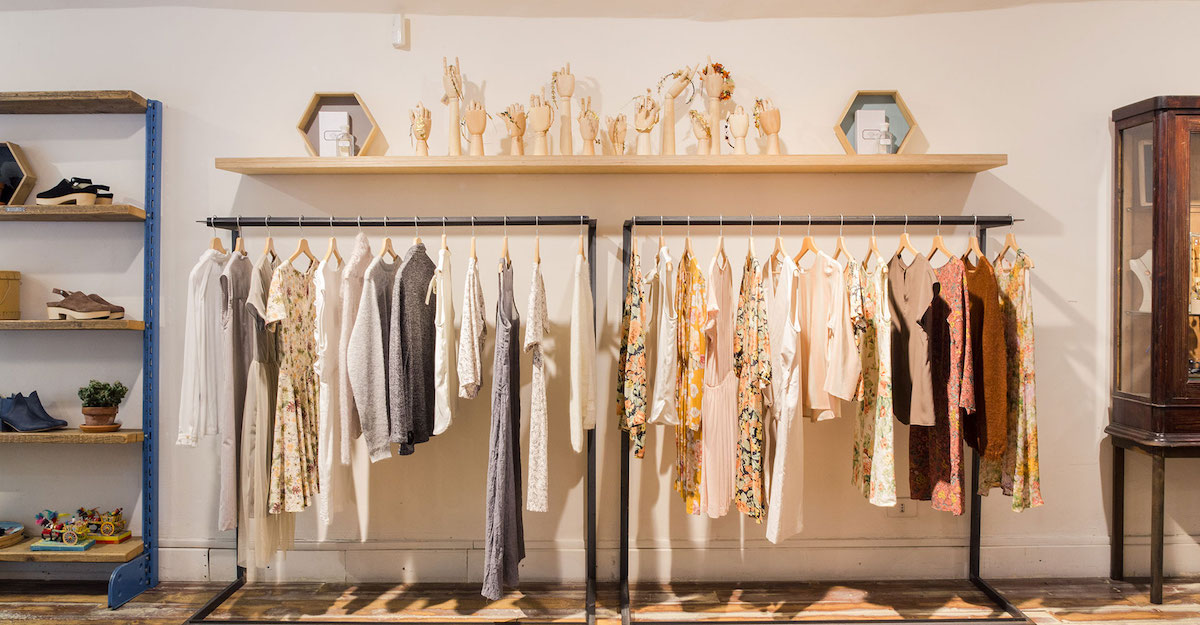 時裝生意轉讓利潤約$23,450穩發展荃灣位於商場舖累積口碑平租金財務表現穩定生意頂讓特許經營及加盟資料