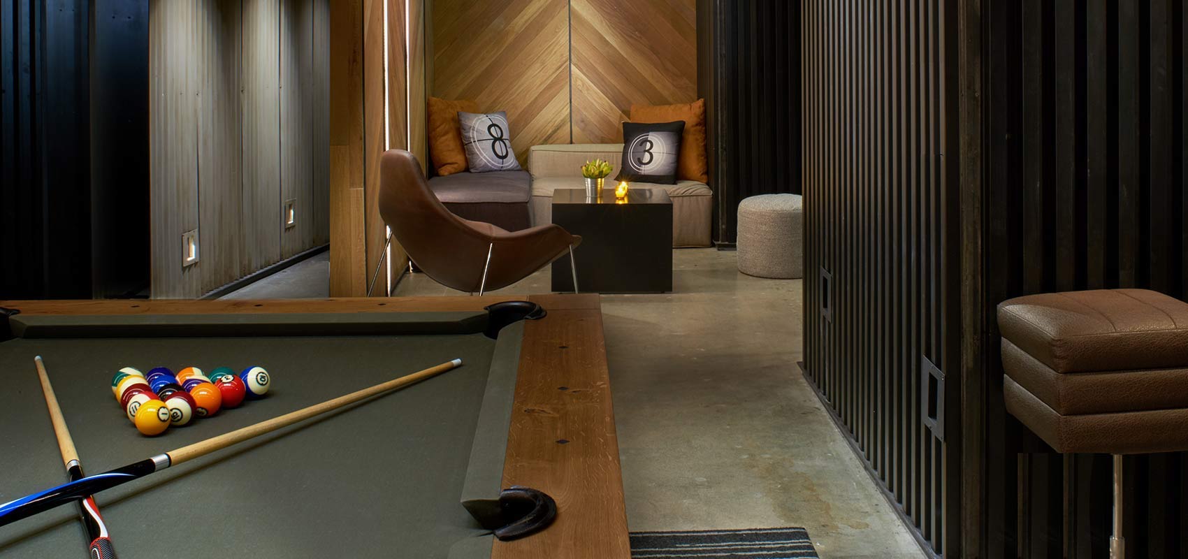 Party Room資產頂讓葵芳總投資額約$100,000方便營運位置可穩守本業繼續完善發展買家獲得簡約營業環境生意資產轉讓特許經營及加盟資料