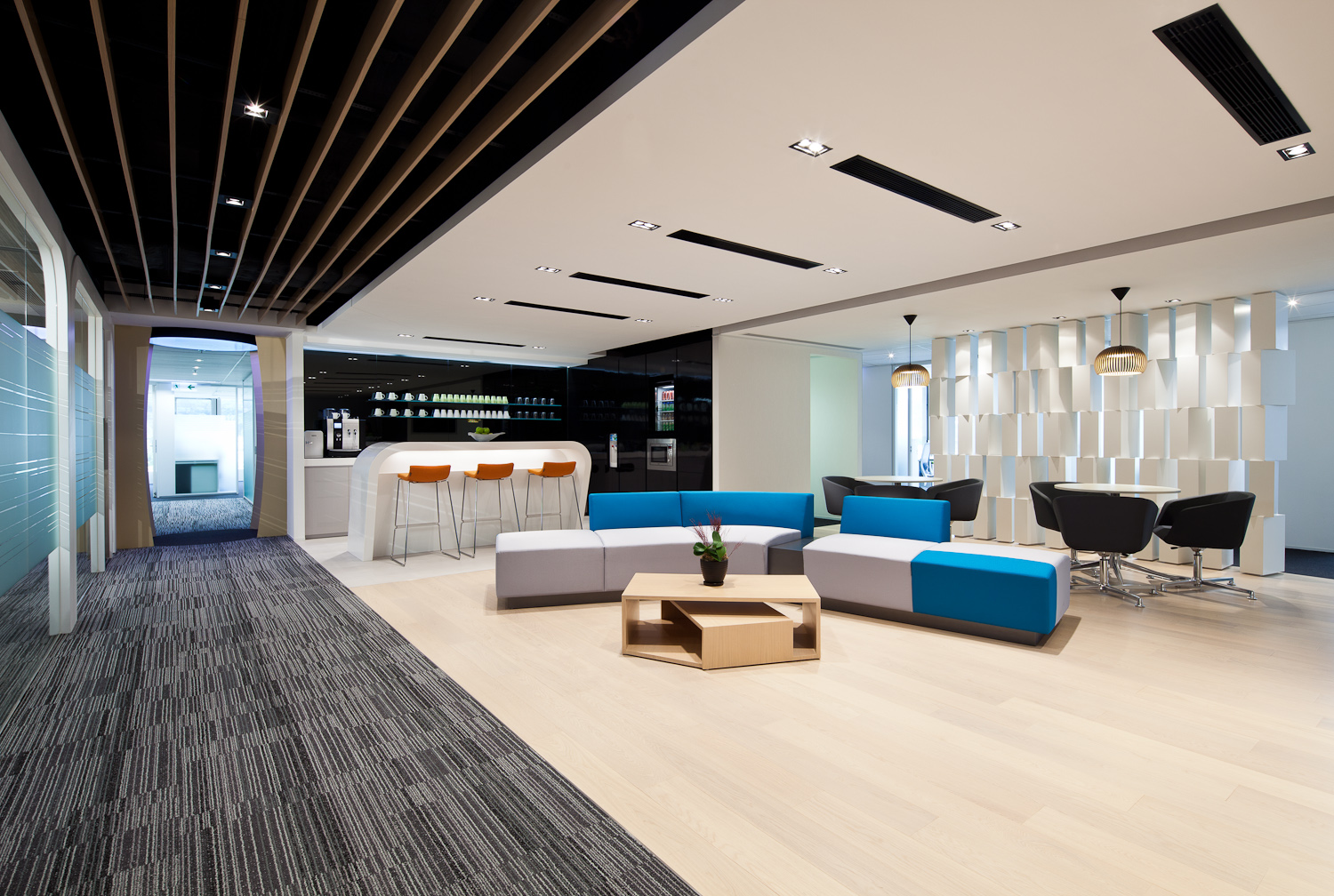 多用途教室資產頂讓荃灣總投資額約$100,000細心經營平租金合適選址控製成本有道生意資產轉讓特許經營及加盟資料