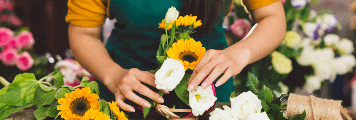 花店生意轉讓純利可達$89,350荔枝角位於商場舖穩固發展屋苑住宅提供需求省卻守業時間生意頂讓特許經營及加盟資料