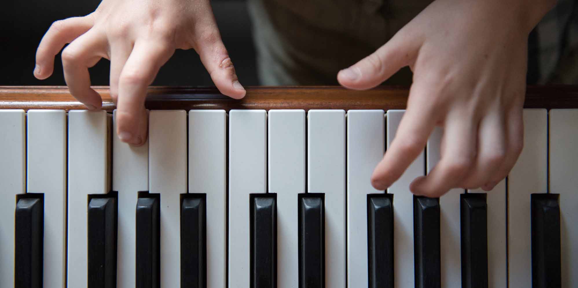 音樂中心資產頂讓觀塘1房總投資額約$80,000穩固發展平租金民生剛需環繞生意資產轉讓特許經營及加盟資料