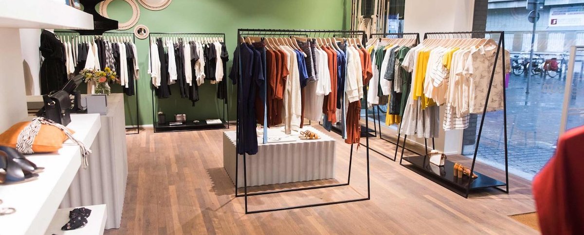 時裝生意轉讓純利可達$55,100銅鑼灣位於樓上舖累積口碑租金水平合適客戶支持度高生意頂讓特許經營及加盟資料