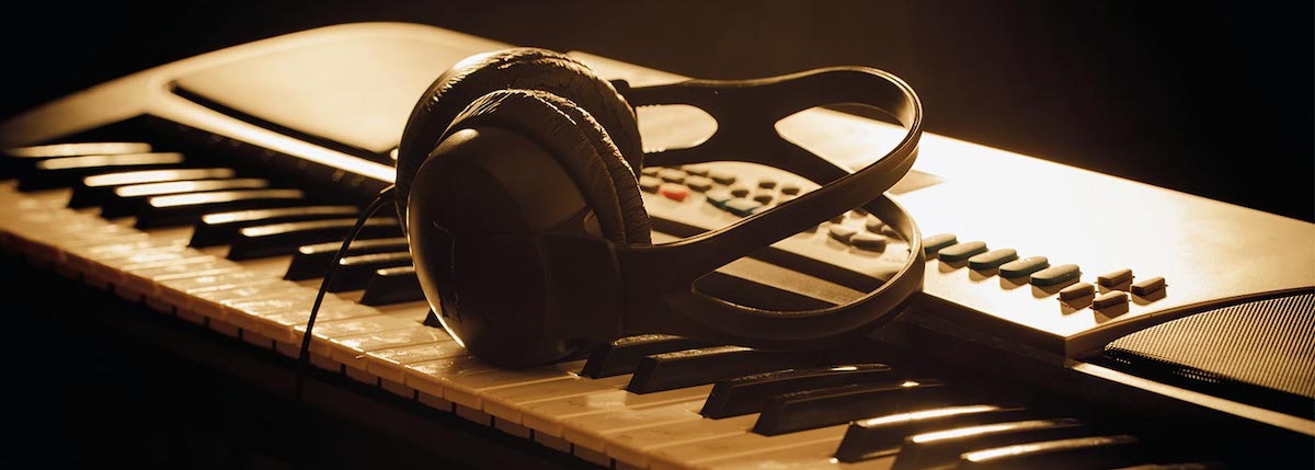 音樂中心資產頂讓旺角1房總投資額約$100,000租金水平合適零生意經驗人士可上手合適選址控製成本有道生意資產轉讓特許經營及加盟資料