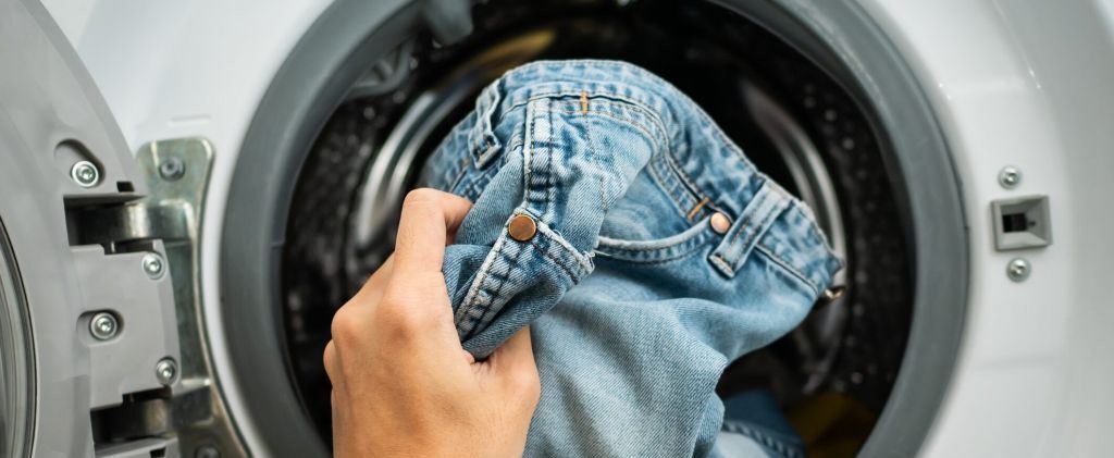 傳統洗衣生意轉讓利潤約$36,712穩發展屯門位於地舖閣樓優良商譽合適技術門檻入場容易店舖保養得宜實用開業生意頂讓特許經營及加盟資料