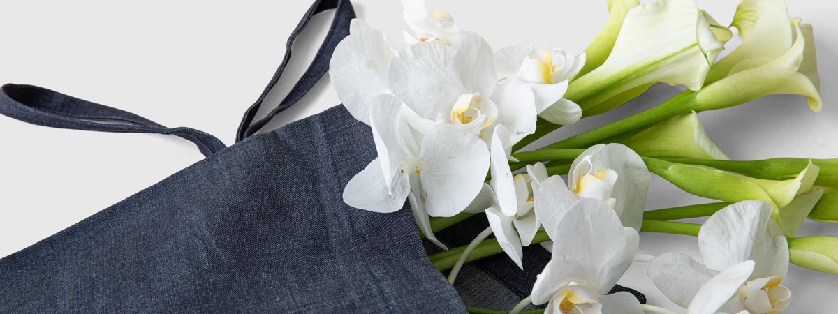 花店生意轉讓利潤約$12,200穩發展客底約250銅鑼灣位於商業大廈租金吸引合適技術門檻入場容易頂讓門檻合理生意頂讓特許經營及加盟資料