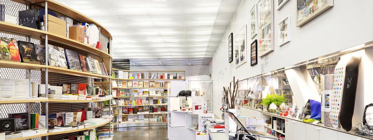 精品配件生意轉讓純利可達$171,500客底約250銅鑼灣位於商場舖細心經營民生剛需環繞買家獲得簡約營業環境生意頂讓特許經營及加盟資料