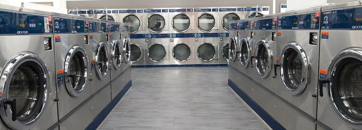 自助洗衣資產頂讓土瓜灣總投資額約$500,000屋苑住宅提供需求已有生意基礎完善系統穩定場地裝修簡潔實用生意資產轉讓特許經營及加盟資料