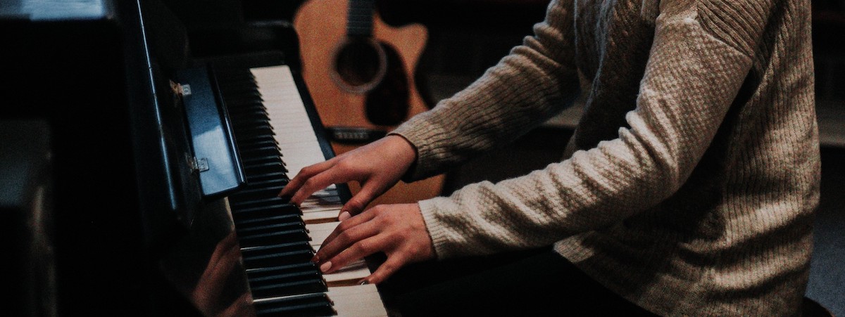 音樂中心資產頂讓客底約1000觀塘10房總投資額約$400,000細心經營租金吸引屋苑住宅提供需求生意資產轉讓特許經營及加盟資料