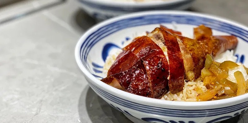 中餐廳生意轉讓純利可達$61,000長沙灣位於地舖優良商譽配合民生市場需求穩定營運合適技術門檻入場容易生意頂讓特許經營及加盟資料