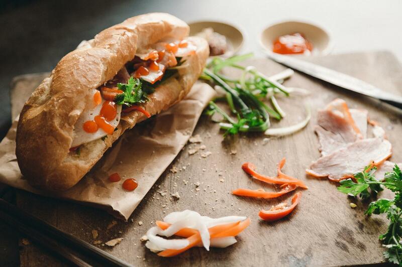 工廠食堂生意轉讓純利可達$76,948觀塘位於地舖近民生區於行內具競爭能力市場需求充足生意頂讓特許經營及加盟資料