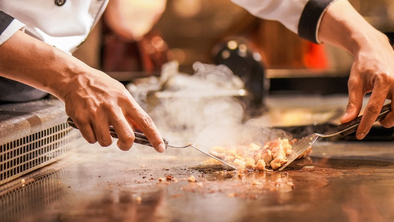 日韓東南亞餐廳資產頂讓具普通食肆牌照深水埗總投資額約$800,000租金水平合適格局寬敞有利發揮業務潛能頂讓門檻合理生意資產轉讓特許經營及加盟資料