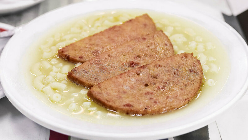 茶餐廳生意轉讓純利可達$73,000屯門位於地鋪閣樓租金吸引需求核心地段市場需求充足生意頂讓特許經營及加盟資料