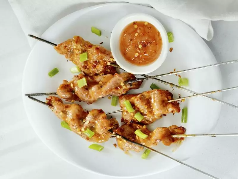 小食店資產頂讓具小食食肆牌照太子總投資額約$300,000優良商譽租金吸引客戶支持度高生意資產轉讓特許經營及加盟資料