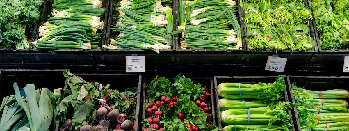 菜檔生意轉讓利潤約$20,600可Autorun青衣方便營運位置可穩守本業繼續完善發展約4個月回本位於街市舖移民放盤約202呎特許經營及加盟資料