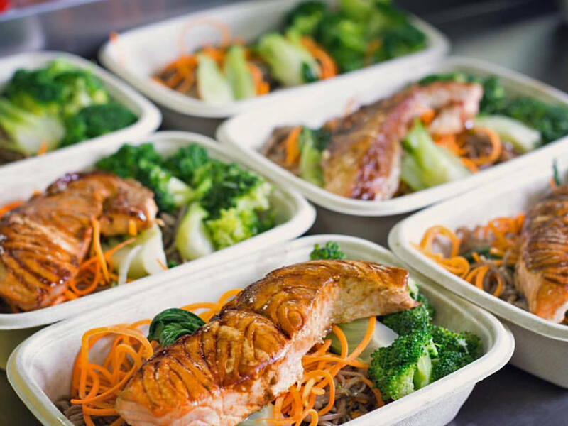 外賣店資產頂讓具限制出售的食物許可證 (以售賣機售賣食物許可證)灣仔總投資額約$400,000經營壓力低可沿業務優勢擴張發展拓展客戶潛力連公司連銀行戶口生意資產轉讓特許經營及加盟資料