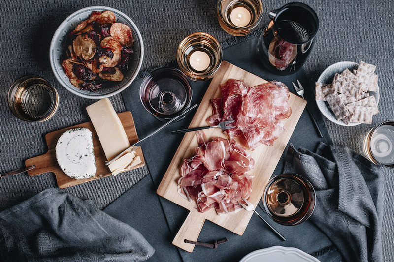 西餐廳生意轉讓純利可達$65,500大角咀明火位於地舖租金吸引場地裝修簡潔實用拓展客戶潛力生意頂讓特許經營及加盟資料