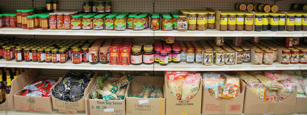 士多資產頂讓觀塘累積口碑需求核心地段位於地舖連閣樓約300呎特許經營及加盟資料