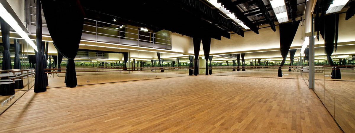 Dance Studio跳舞教室資產頂讓觀塘平租金近民生區位於商業大廈約1,100呎$16呎租特許經營及加盟資料