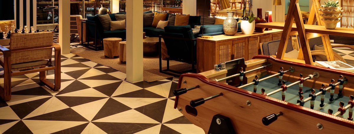 Party Room生意轉讓利潤約$13,600穩發展葵涌位於工廠大廈恰當租金合適選址控製成本有道穩定客群基礎生意頂讓特許經營及加盟資料