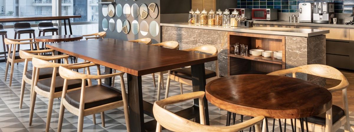 商務中心共享空間生意轉讓半Autorun屯門租金水平合適場地裝修簡潔實用約700呎$12呎租位於工廠大廈特許經營及加盟資料