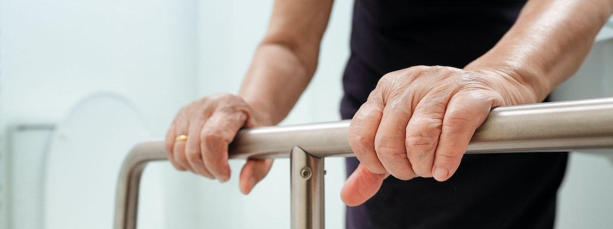 B2B復康用品批發零售店生意轉讓利潤約$47,750可Autorun屯門細心經營租金吸引連存貨約$700,000約1,500呎員工可留任位於屋苑商場特許經營及加盟資料