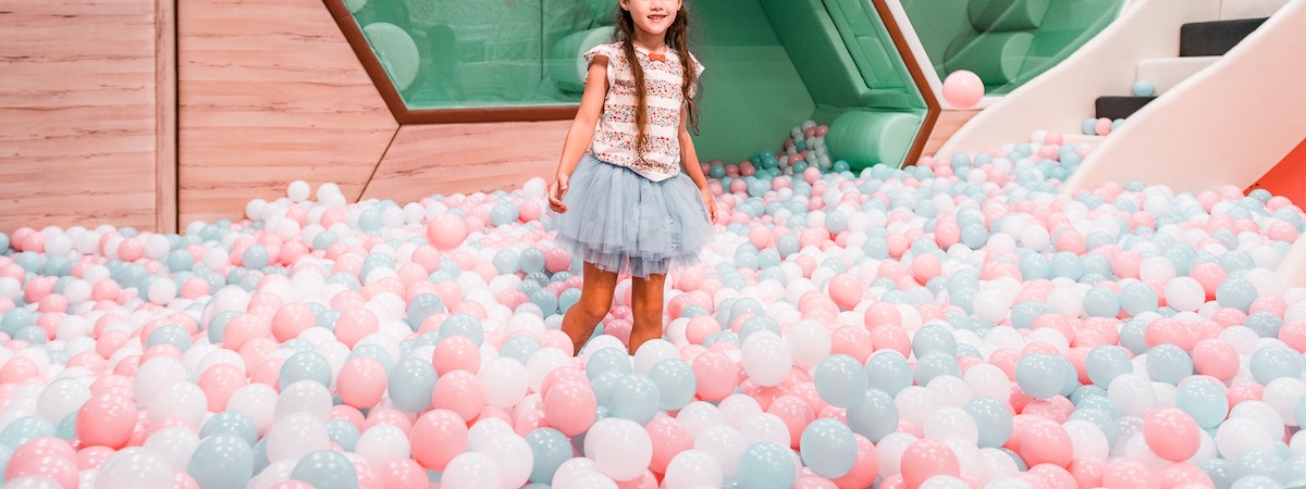 Party Room生意轉讓利潤約$30,400可Autorun太古罕有出讓於行內具競爭能力約8個月回本約2,000呎總投資額約$50萬特許經營及加盟資料