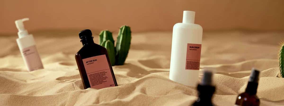 B2B美容儀器護膚品批發零售生意轉讓利潤約$139,312荔枝角細心經營穩定客群基礎位於商業大廈設4房約2,000客底經營約14年歷史總投資額約$500,000約2,500呎包獨家代理、包獨家代理特許經營及加盟資料